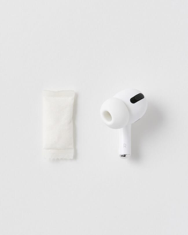 helwit nicotine pouch compared to apple airpods pro
